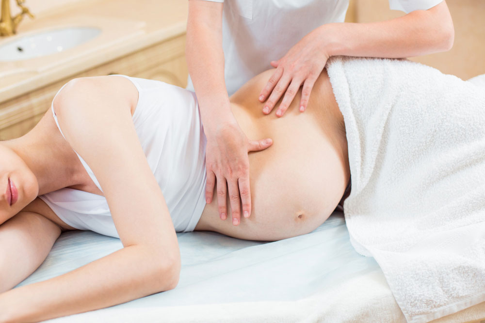 Masaje holistico para embarazadas o prenatales